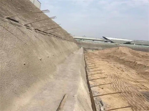 竞秀河道边坡加固